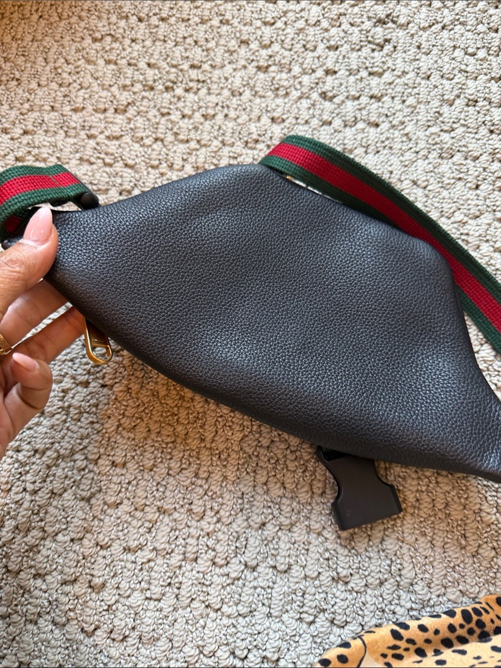 Gucci Black Leather Logo Belt Bag with Green and Red Web Stripe - Picture 2 of 5